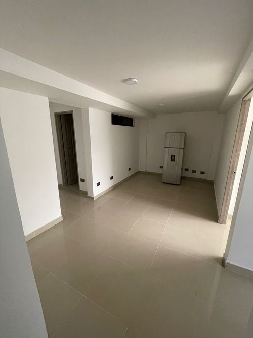 Edificio en venta en Seminario, Cali, 180 m² · foto 4 de 24