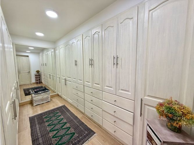 Apartamento de 3 alcobas en venta en Chico Norte, Bogotá, 230 m² · foto 9 de 17