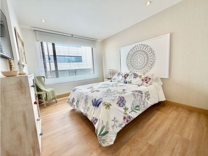Apartamento de 3 alcobas en venta en Chico Norte, Bogotá, 230 m² · foto 11 de 17