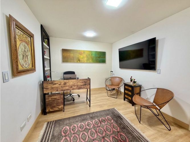 Apartamento de 3 alcobas en venta en Chico Norte, Bogotá, 230 m² · foto 13 de 17
