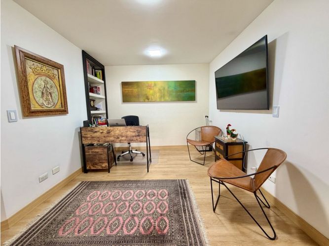 Apartamento de 3 alcobas en venta en Chico Norte, Bogotá, 230 m² · foto 17 de 17