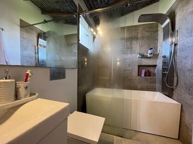 Casa de 4 alcobas en venta en Escobero, Envigado, 1000 m² · foto 14 de 20