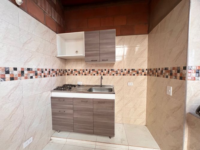 Casa de 2 alcobas en venta en Angel Maria Camacho, Jamundí, 50 m² · foto 3 de 8