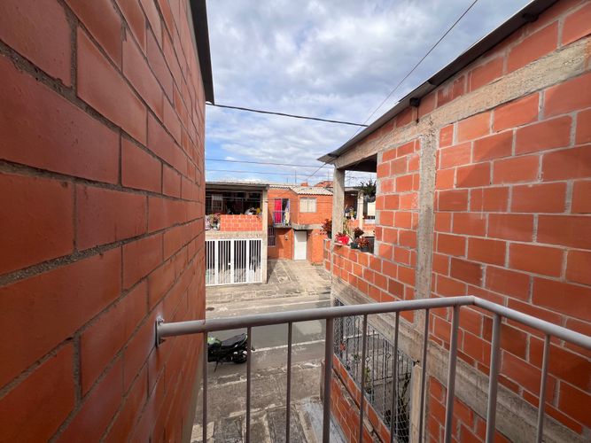 Casa de 2 alcobas en venta en Angel Maria Camacho, Jamundí, 50 m² · foto 8 de 8