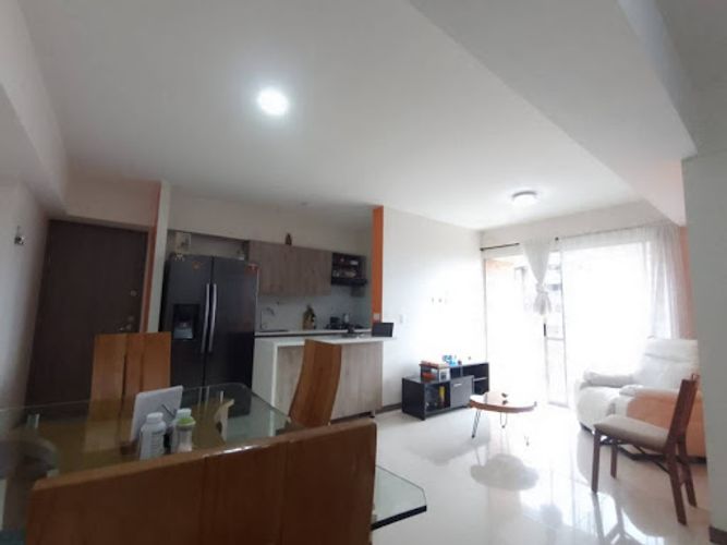 Apartamento de 3 alcobas en venta en Asdesillas, Sabaneta, 74 m² · foto 4 de 21