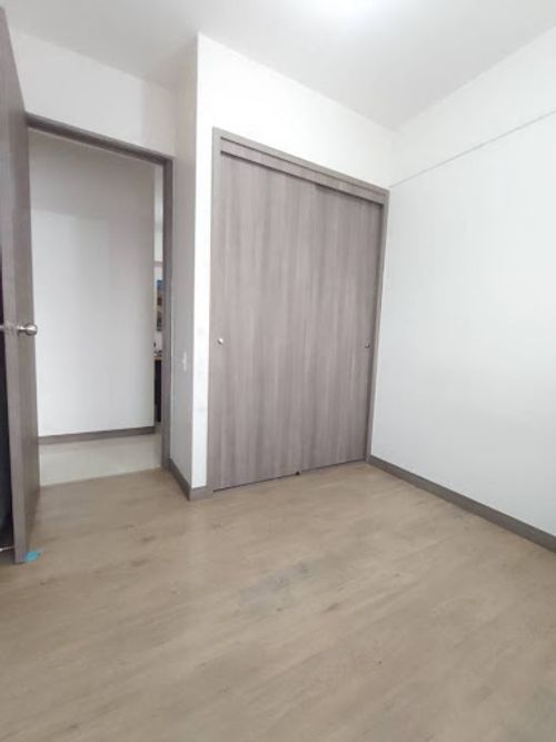 Apartamento de 3 alcobas en venta en Asdesillas, Sabaneta, 74 m² · foto 10 de 21