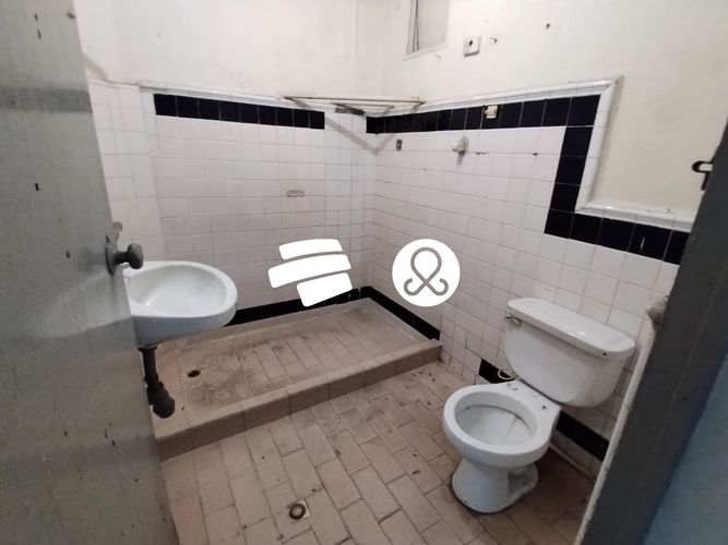 Edificio en venta en Prado, Medellín, 654 m² · foto 15 de 24