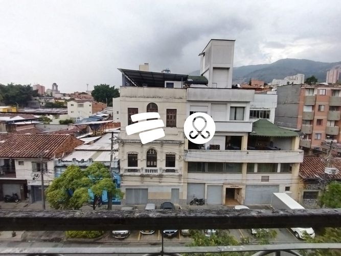 Edificio en venta en Prado, Medellín, 654 m² · foto 23 de 24