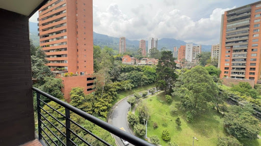 Apartamento en arriendo en Loma De Los Gonzalez, Medellín · foto 21 de 24