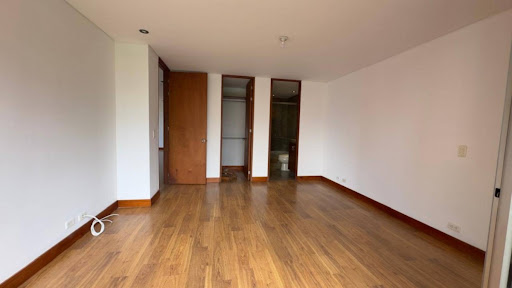 Apartamento en arriendo en Loma De Los Gonzalez, Medellín · foto 24 de 24