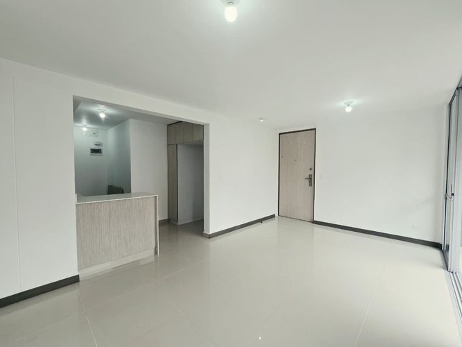 Apartamento de 3 alcobas en arriendo en Belén, Medellín, 77 m² · foto 5 de 20