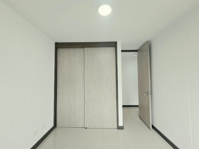 Apartamento de 3 alcobas en arriendo en Belén, Medellín, 77 m² · foto 15 de 20