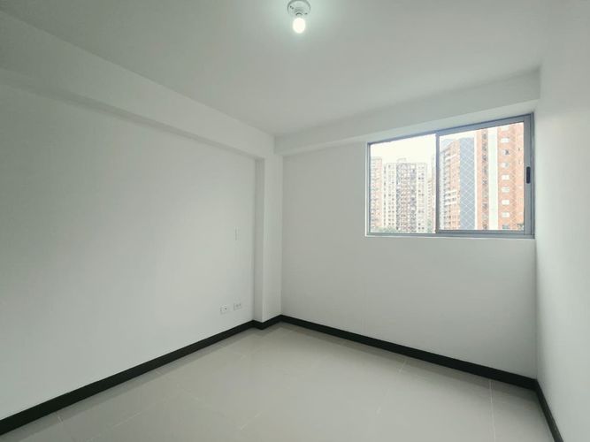Apartamento de 3 alcobas en arriendo en Belén, Medellín, 77 m² · foto 18 de 20