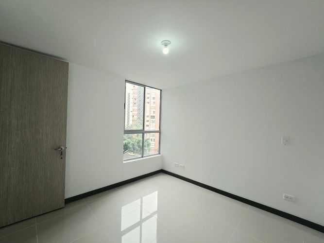 Apartamento de 3 alcobas en arriendo en Belén, Medellín, 77 m² · foto 14 de 20