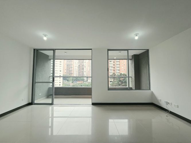 Apartamento de 3 alcobas en arriendo en Belén, Medellín, 77 m² · foto 9 de 20