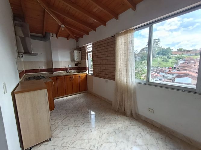 Apartamento de 2 alcobas en arriendo en El Porvenir, Rionegro, 58 m² · foto 9 de 14