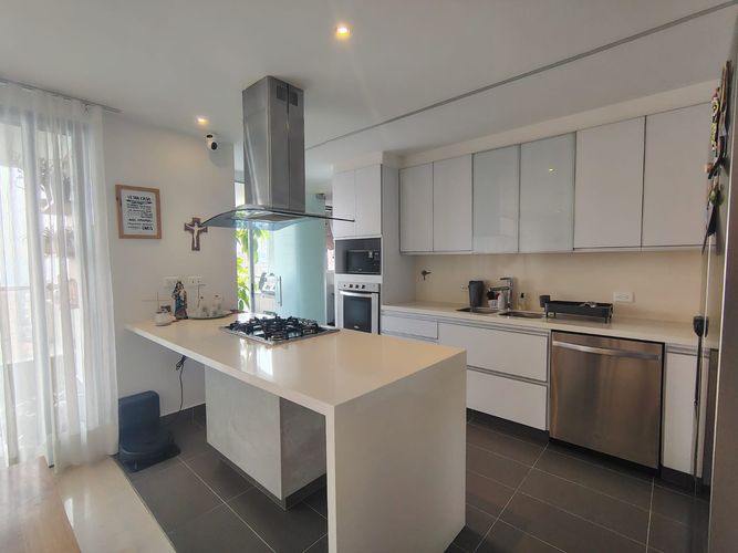 Apartamento de 3 alcobas en arriendo en El Poblado, Medellín, 165 m² · foto 7 de 20