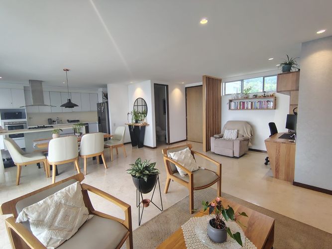 Apartamento de 3 alcobas en arriendo en El Poblado, Medellín, 165 m² · foto 3 de 20