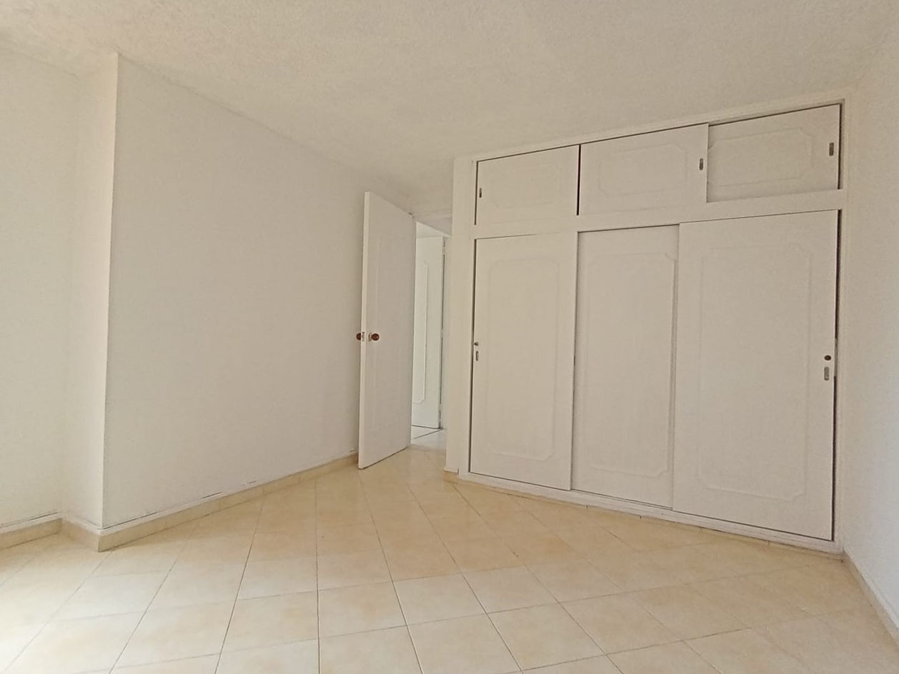 Apartamento en arriendo en Laureles, Medellín · foto 16 de 19