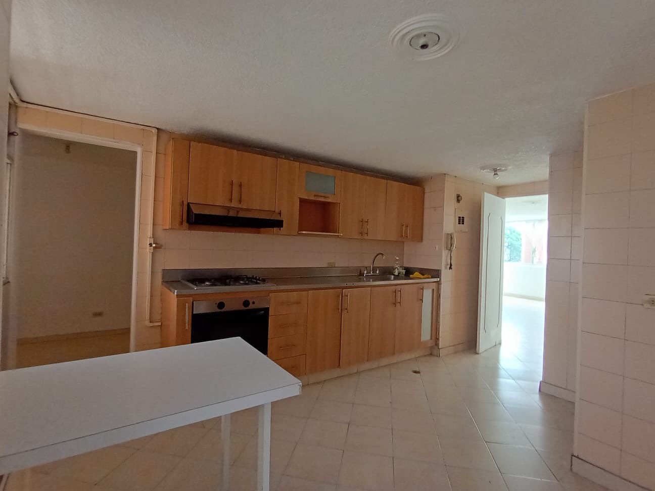 Apartamento en arriendo en Laureles, Medellín · foto 7 de 19