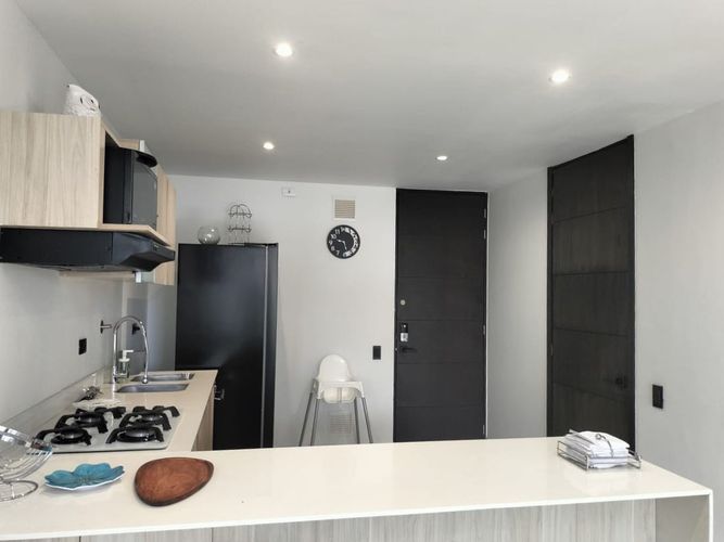 Apartamento de 2 alcobas en arriendo en El Poblado, Medellín, 85 m² · foto 8 de 18