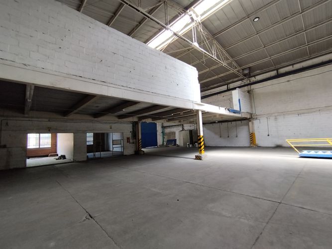 Bodega en arriendo en Monteazul, Sabaneta, 1000 m² · foto 11 de 11
