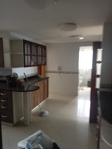 Apartamento en arriendo en Castropol, Medellín · foto 5 de 24