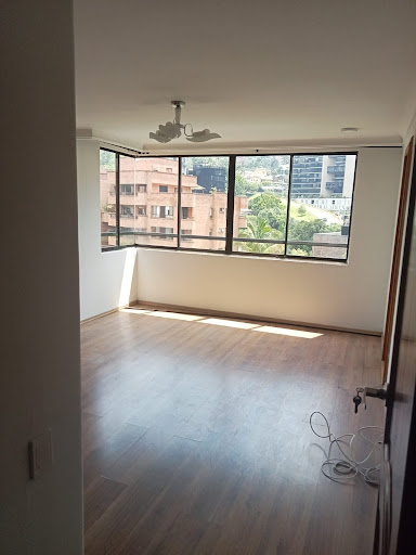 Apartamento en arriendo en Castropol, Medellín · foto 7 de 24