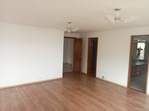 Apartamento en arriendo en Castropol, Medellín · foto 13 de 24