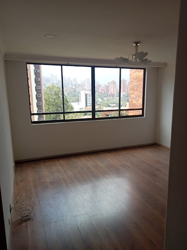 Apartamento en arriendo en Castropol, Medellín · foto 16 de 24