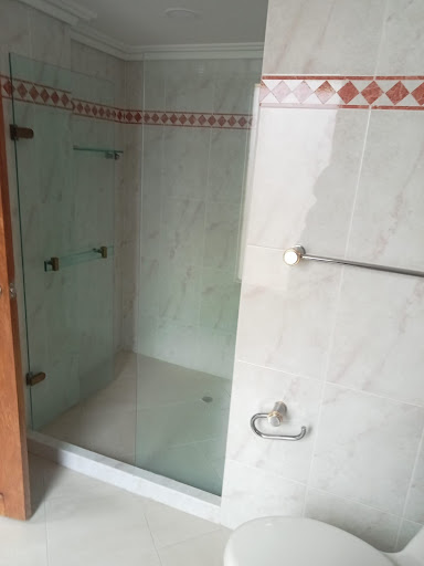 Apartamento en arriendo en Castropol, Medellín · foto 17 de 24