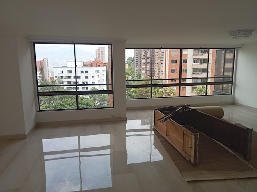 Apartamento en arriendo en Castropol, Medellín · foto 18 de 24