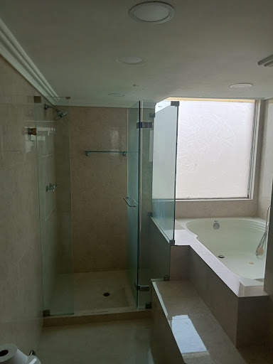 Apartamento en arriendo en Castropol, Medellín · foto 23 de 24