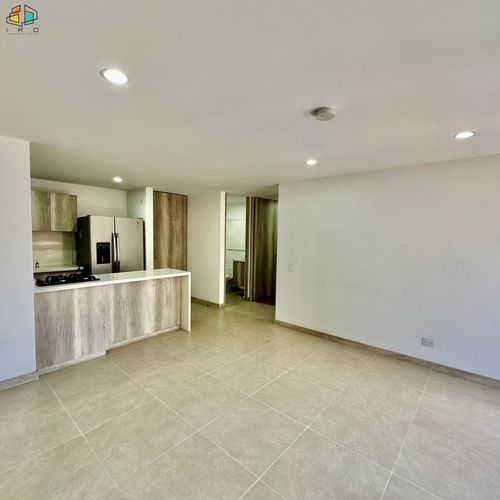 Apartamento de 2 alcobas en venta en Simesa, Medellín, 79 m² · foto 4 de 24