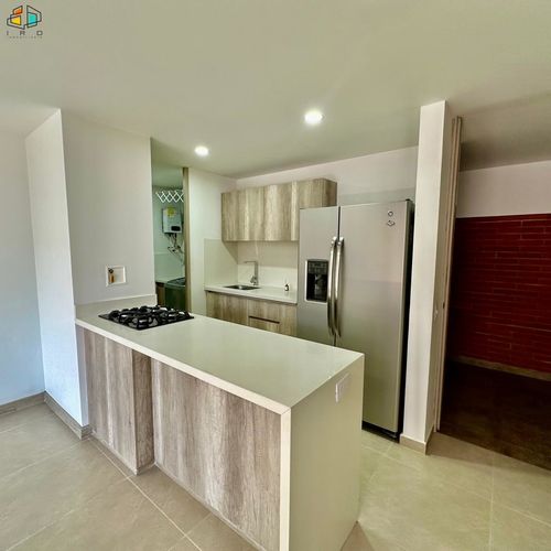 Apartamento de 2 alcobas en venta en Simesa, Medellín, 79 m² · foto 6 de 24