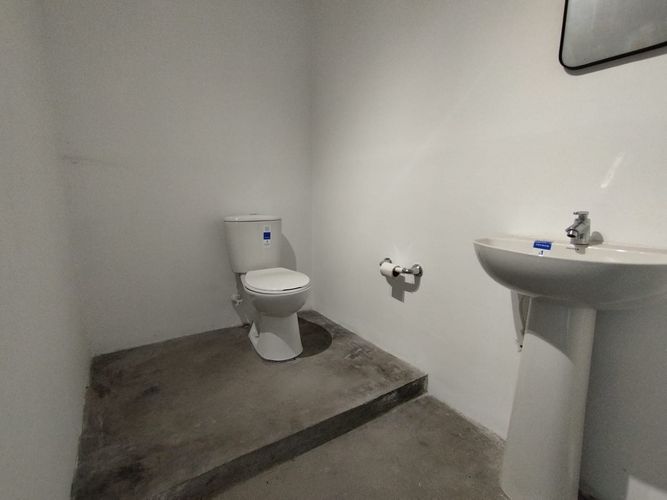 Local en arriendo en El Poblado, Medellín, 36 m² · foto 11 de 13