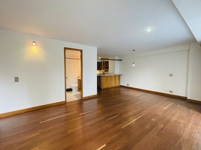 Apartamento en venta en El Poblado, Envigado · foto 3 de 23
