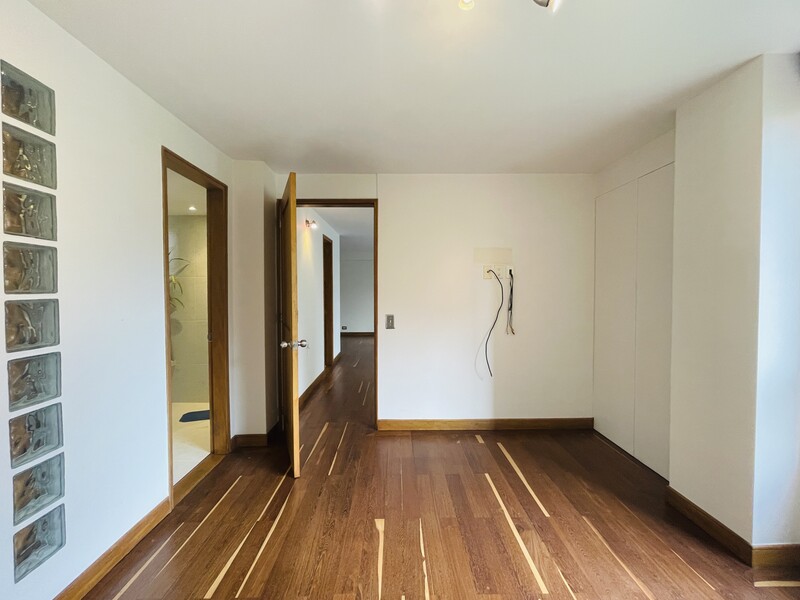 Apartamento en venta en El Poblado, Envigado · foto 10 de 23