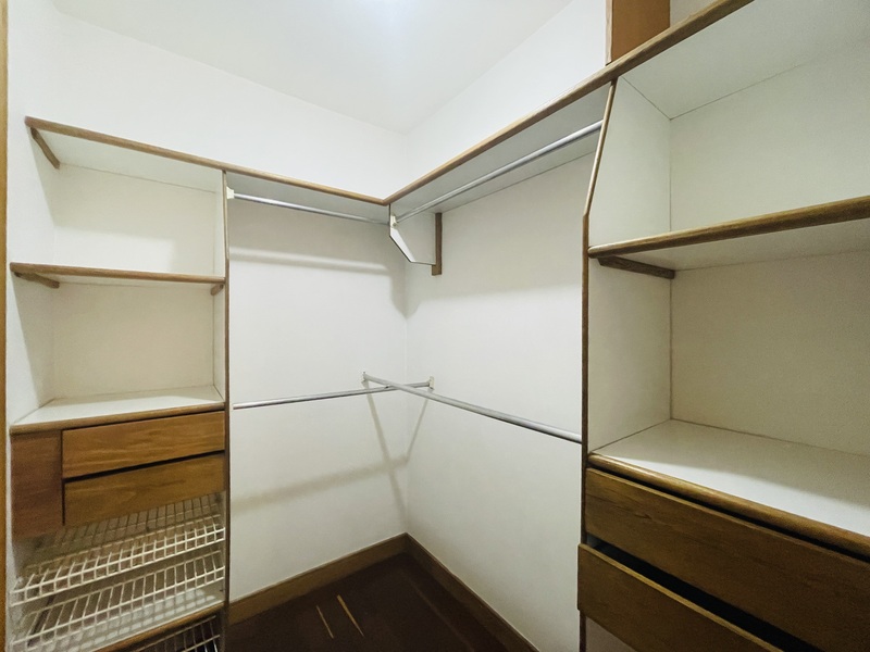 Apartamento en venta en El Poblado, Envigado · foto 13 de 23