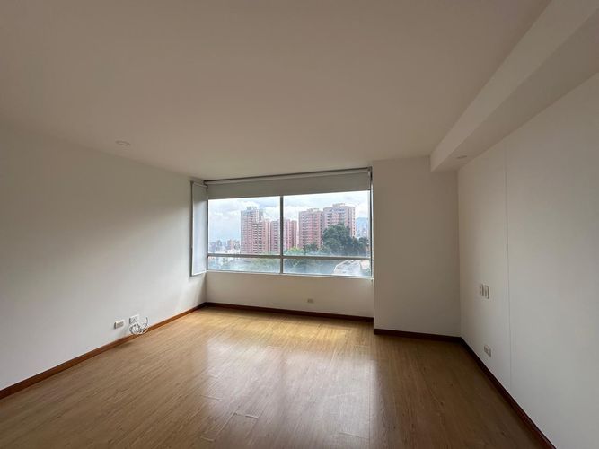 Apartamento de 3 alcobas en arriendo en El Poblado, Medellín, 155 m² · foto 11 de 20