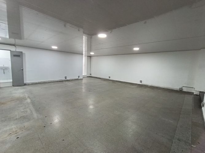 Local en arriendo en La Candelaria, Medellín, 102 m² · foto 2 de 12