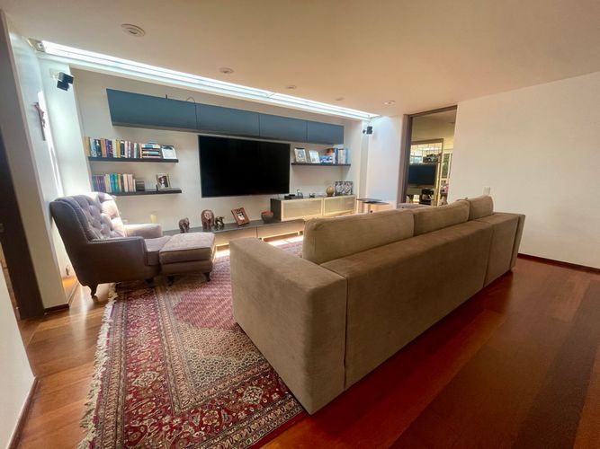 Casa de 4 alcobas en venta en Santa Ana, Bogotá, 1000 m² · foto 11 de 24