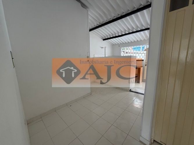 Apartamento de 6 alcobas en venta en La Feria, Piedecuesta, 63 m² · foto 16 de 24