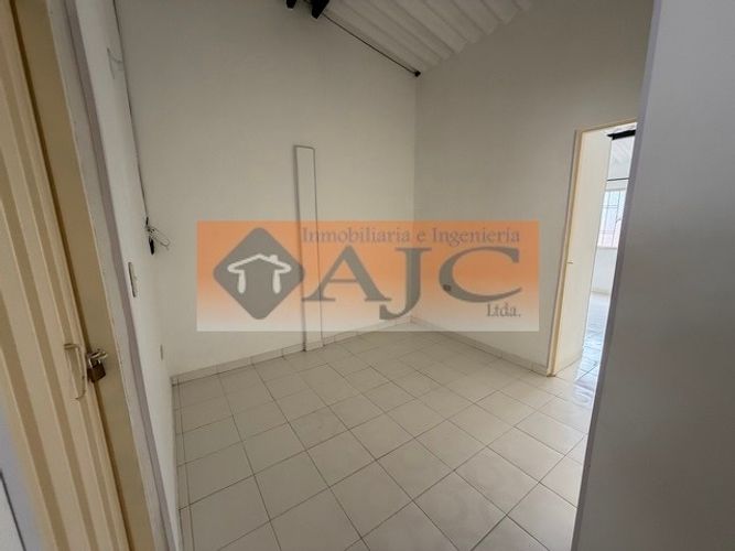 Apartamento de 6 alcobas en venta en La Feria, Piedecuesta, 63 m² · foto 17 de 24