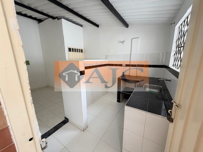 Apartamento de 6 alcobas en venta en La Feria, Piedecuesta, 63 m² · foto 18 de 24
