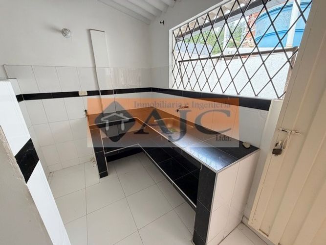 Apartamento de 6 alcobas en venta en La Feria, Piedecuesta, 63 m² · foto 19 de 24