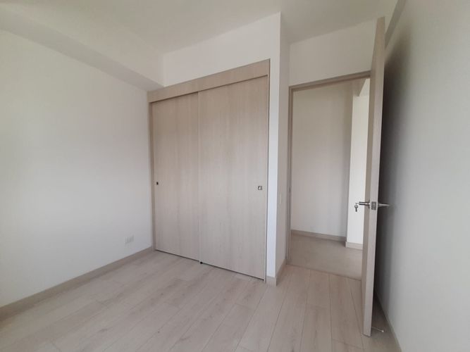 Apartamento de 2 alcobas en arriendo en Las Vegas, Envigado, 75 m² · foto 3 de 8