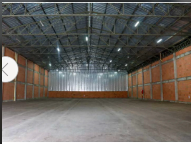 Bodega en arriendo en Los Arboles, Madrid, 1600 m² · foto 4 de 13