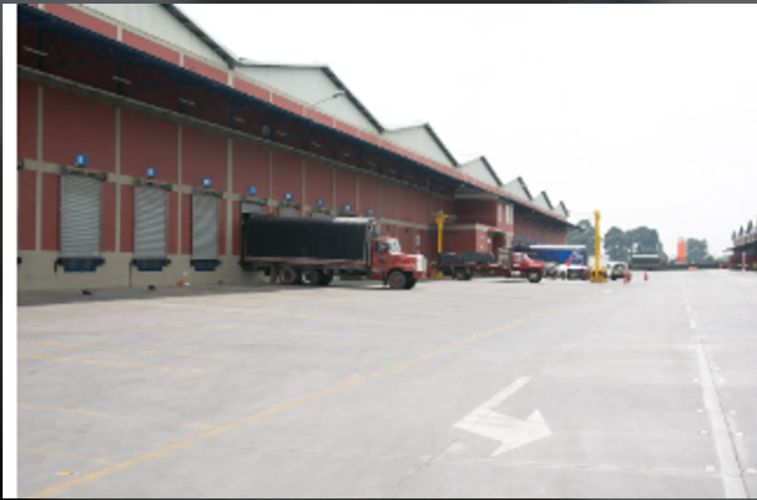 Bodega en arriendo en Los Arboles, Madrid, 1600 m² · foto 5 de 13
