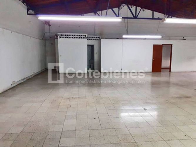 Bodega en arriendo en Colombia, Medellín, 480 m² · foto 3 de 9